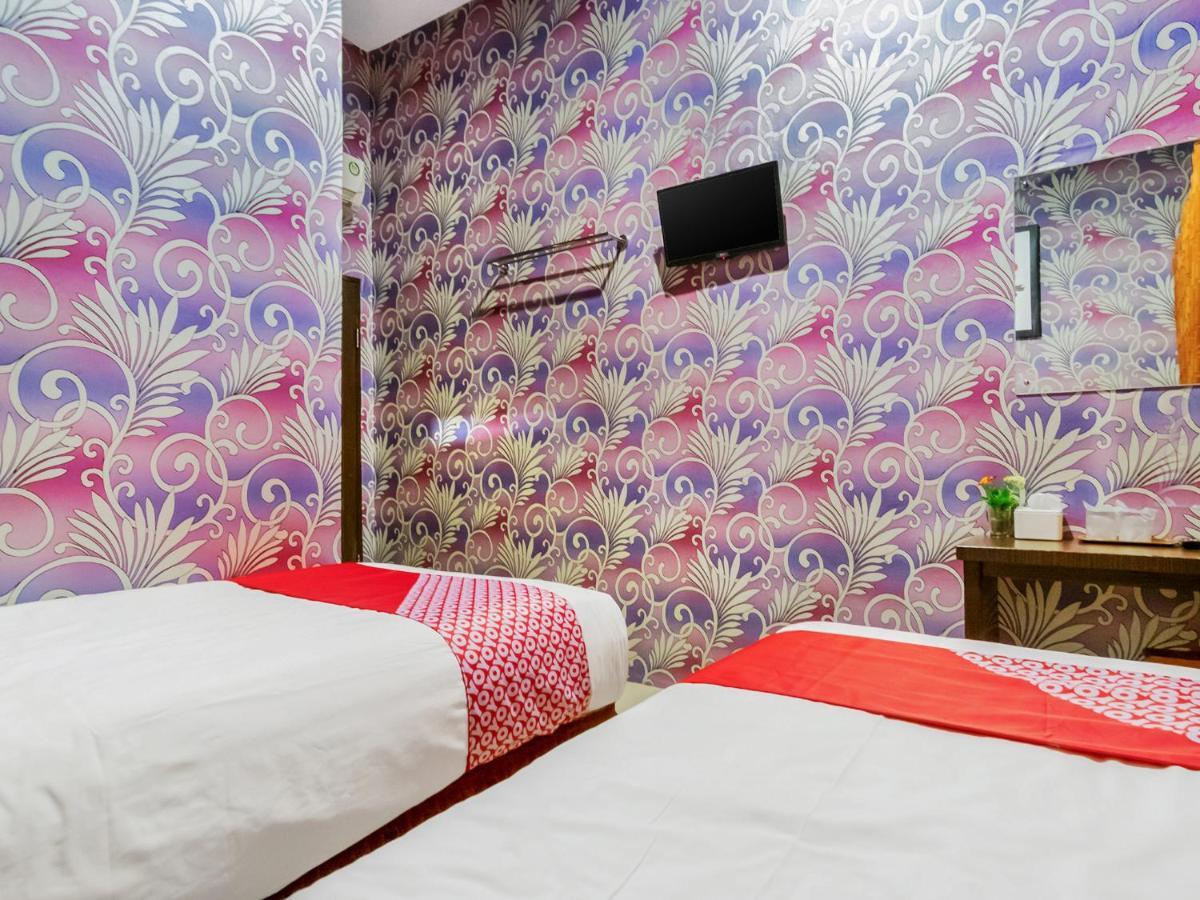 Oyo 741 Hotel Labuhan Raya Medan Luaran gambar