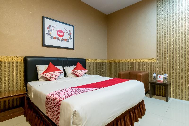Oyo 741 Hotel Labuhan Raya Medan Luaran gambar
